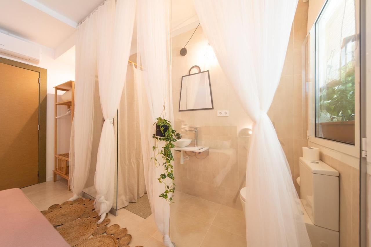 Sitges Beach Hostal Extérieur photo