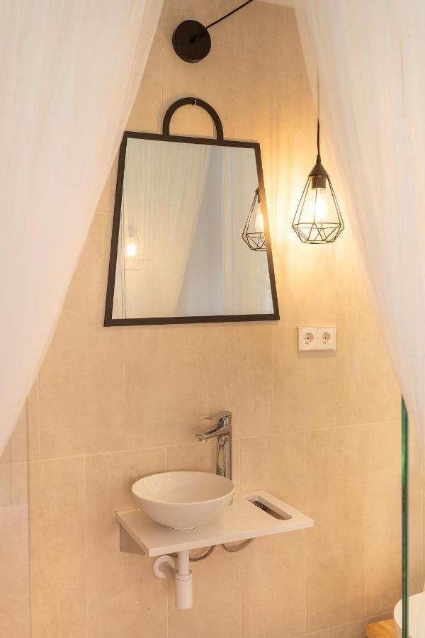 Sitges Beach Hostal Extérieur photo